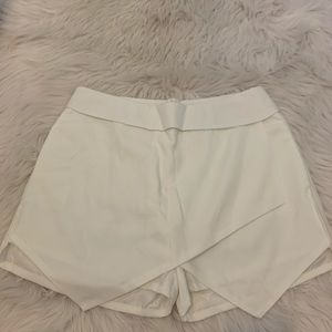skort